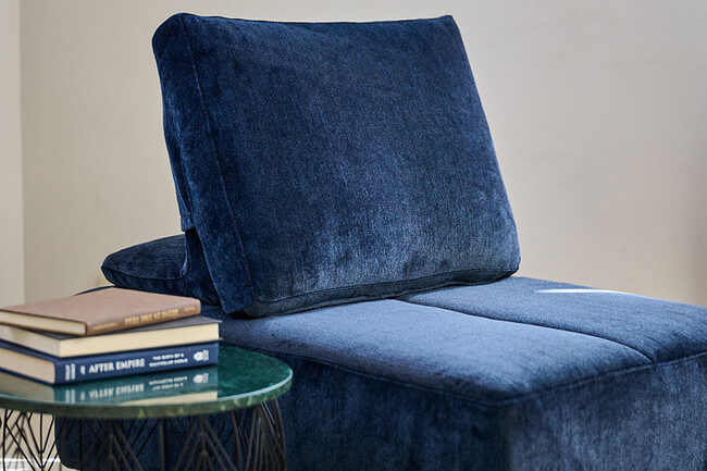 NESSO（ネッソ）オットマン ＋ クッションレスト（本体：ES01） NSO-19N-BK(ES01) + NSO-55Ｎ(ES01)