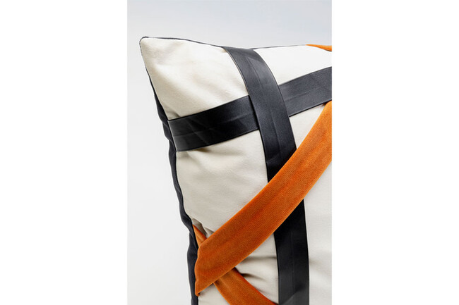 リング オブ ファイア 45x45cm クッション 