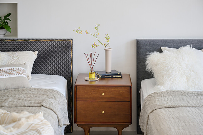 JULIE（ジュリー）キャビネット 