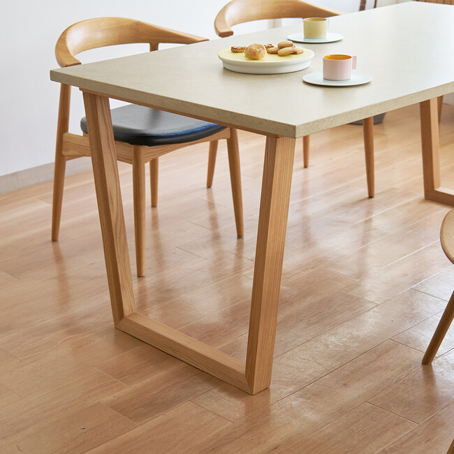 アクルテック ダイニングテーブル（横幅160 x 奥行85 cm） 