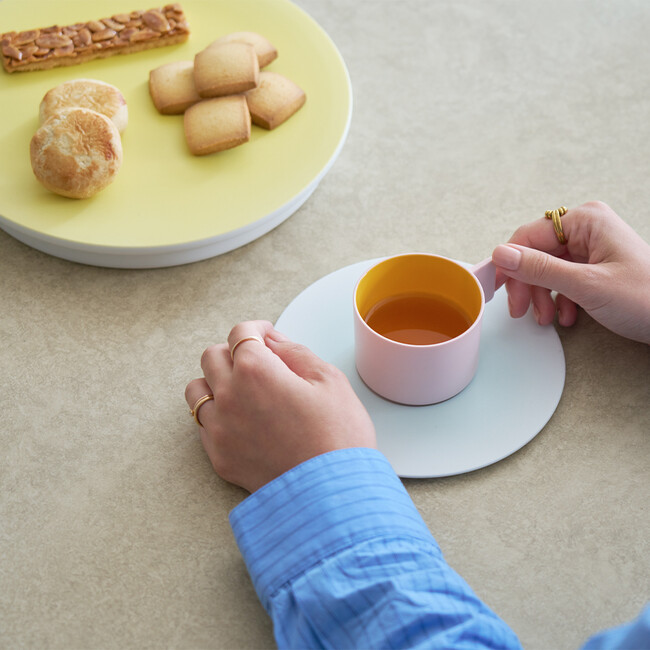 アクルテック ダイニングテーブル（横幅160 x 奥行85 cm） 