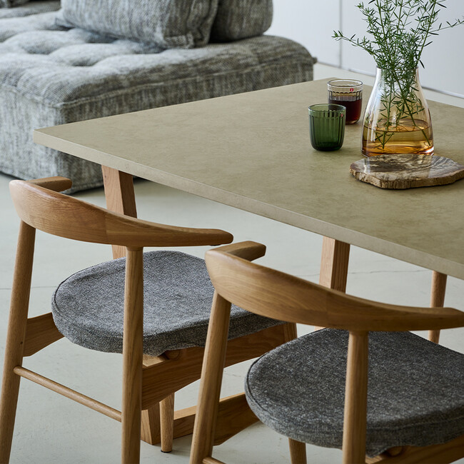 アクルテック ダイニングテーブル（横幅160 x 奥行85 cm） 