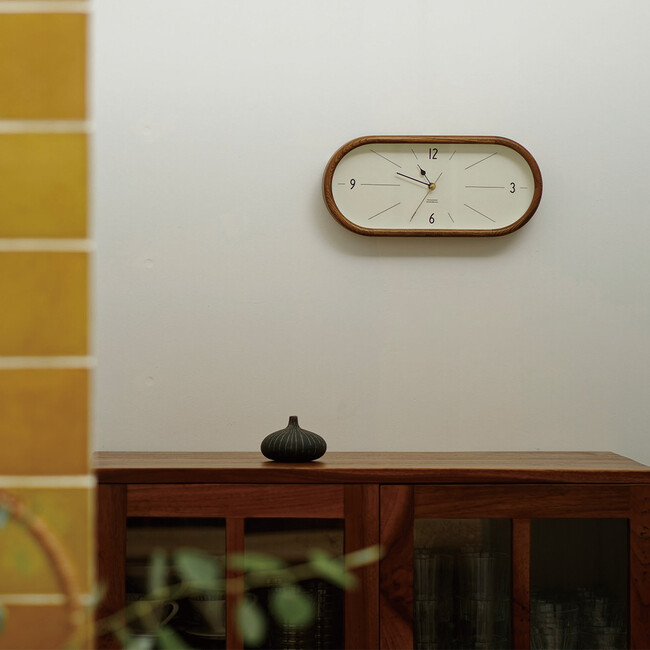 Curva（クルヴァ）ウォールクロック（ブラウン） 