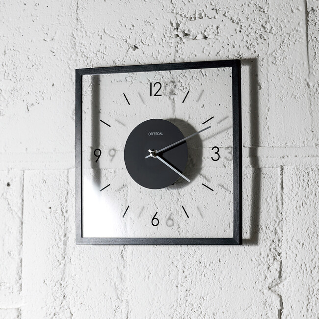 Laturi（ラトゥリ）ウォールクロック（ブラック） 