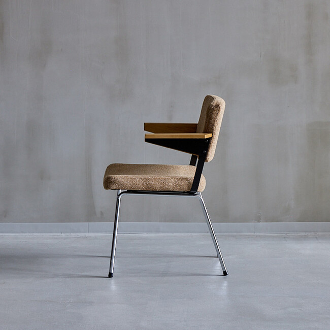 KICKS（キックス）　ダイニングチェア（LIGHT BROWN） 