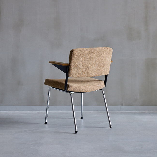 KICKS（キックス）　ダイニングチェア（LIGHT BROWN） 