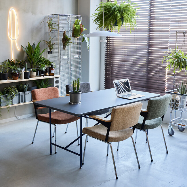 KICKS（キックス）　ダイニングチェア（LIGHT BROWN） 