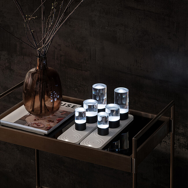 リチャージブル ベース ミディアム (充電器） 