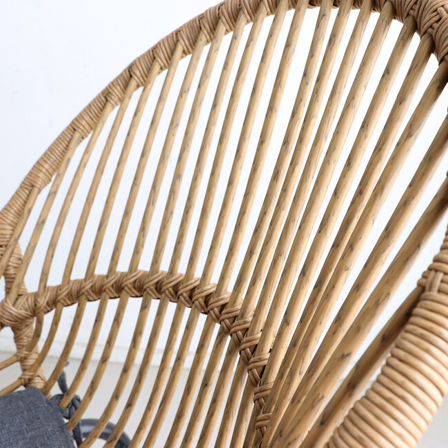 Resonaire（リゾネア）オーバルチェア 