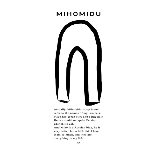 ハーフムーンクッションミラー (ホワイト) 