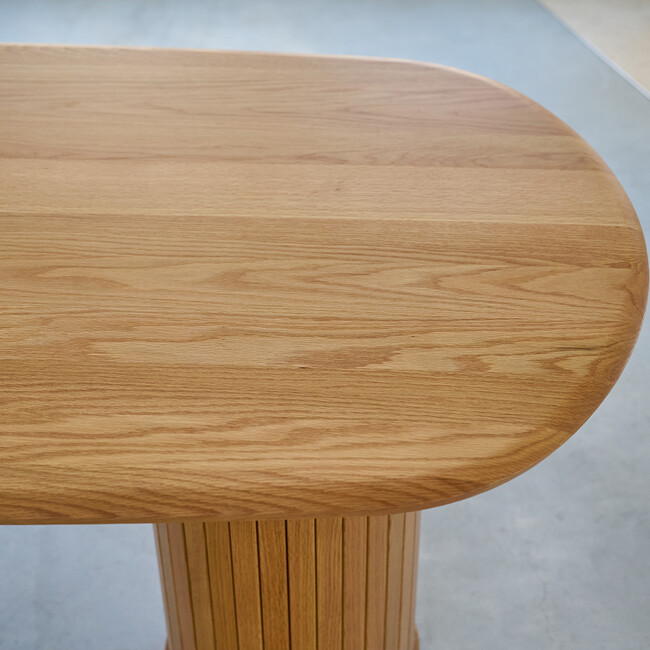 ウィルティック ハーフラウンド  ダイニングテーブル ヨコハギ無垢（ レッドオーク） 