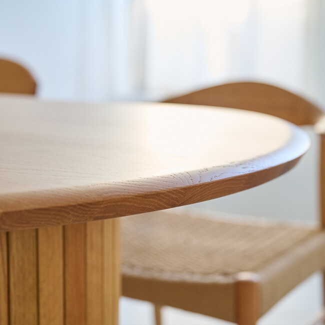 ウィルティック ハーフラウンド  ダイニングテーブル ヨコハギ無垢（ レッドオーク） 