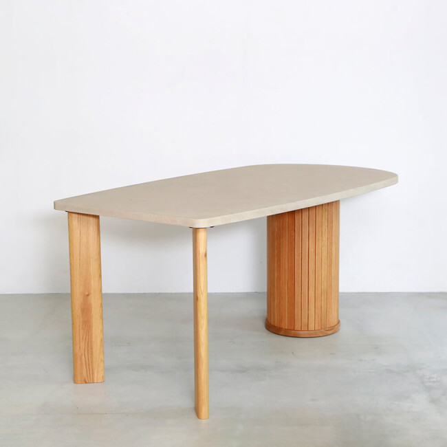 ウィルティック ハーフラウンド マティエラ塗装 ダイニングテーブル（レッドオーク脚） 