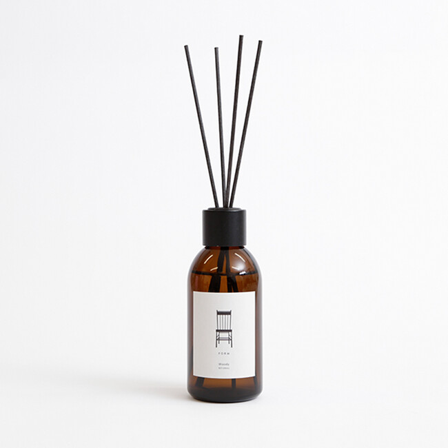 FORM（フォルム）ディフューザーオイル 200ml（Woody） 