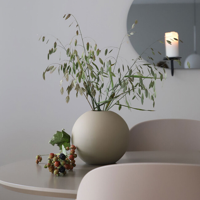Ball Vase 20cm Sand 
