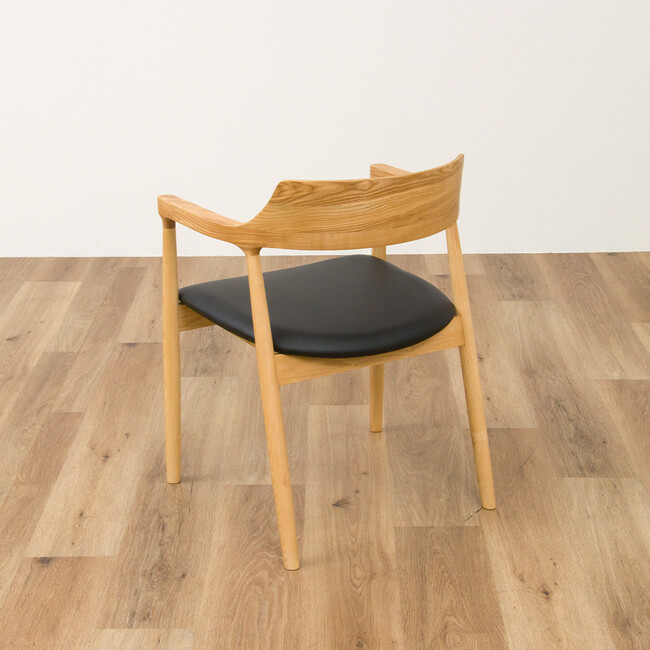 バルス ダイニングチェア（Walnut） Natural　廃番完売しました