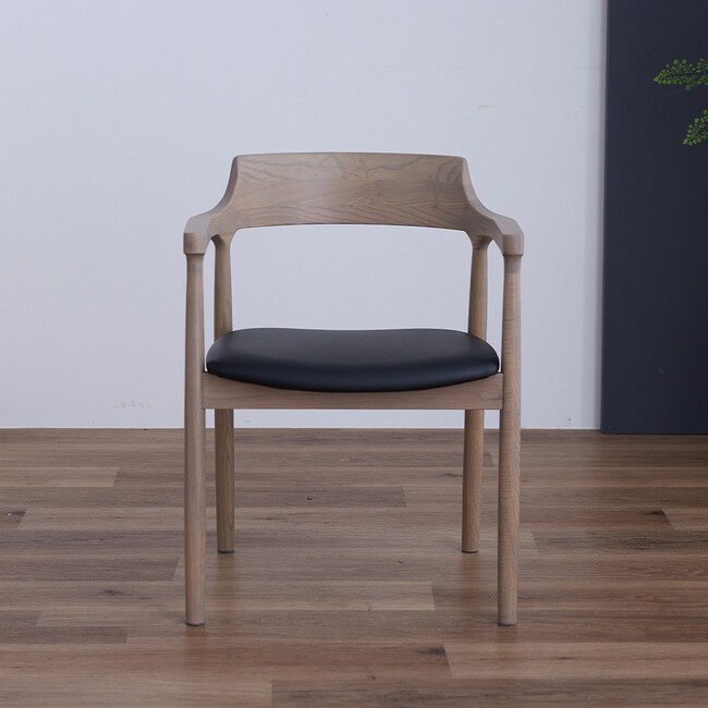 バルス ダイニングチェア（Walnut） 