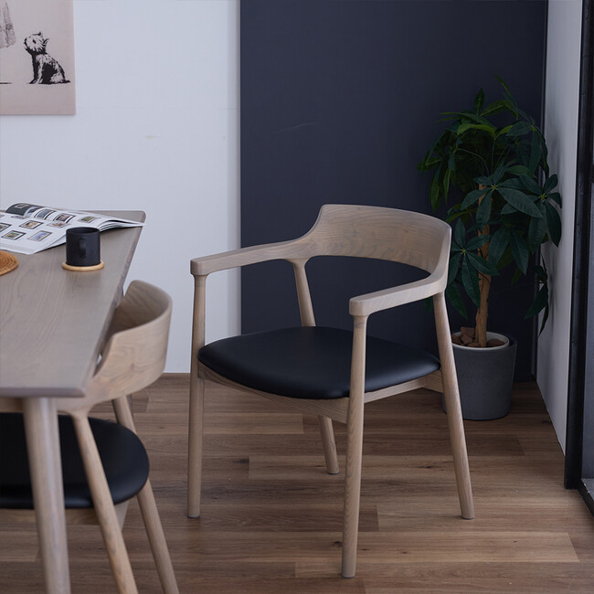 バルス ダイニングチェア（Walnut） 