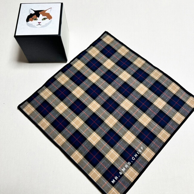 NEKO ハンカチ　三毛猫 