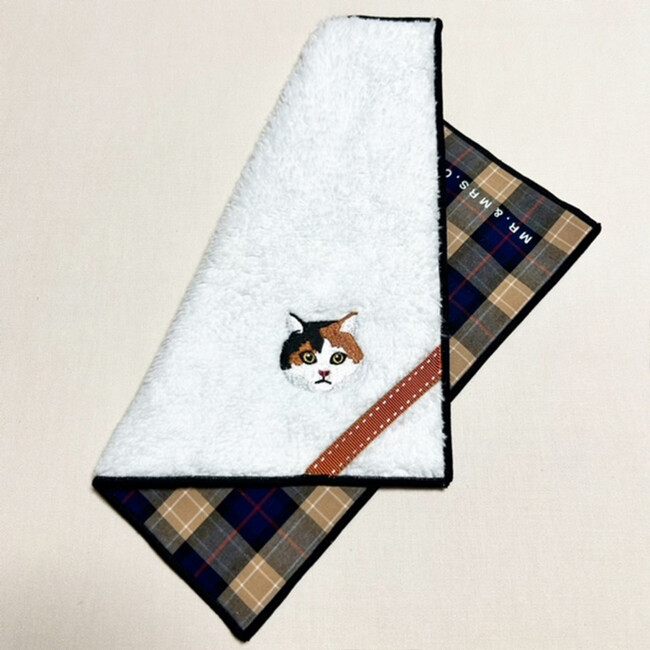 NEKO ハンカチ　三毛猫 三毛猫